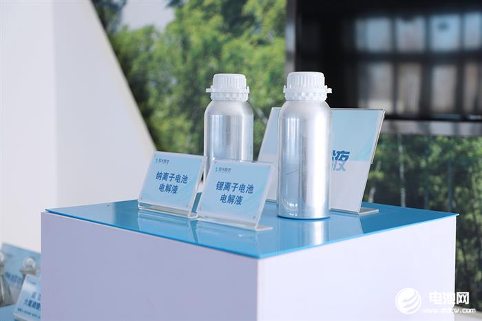 电解液产业链价格飙升探析：供需失衡与市场分化