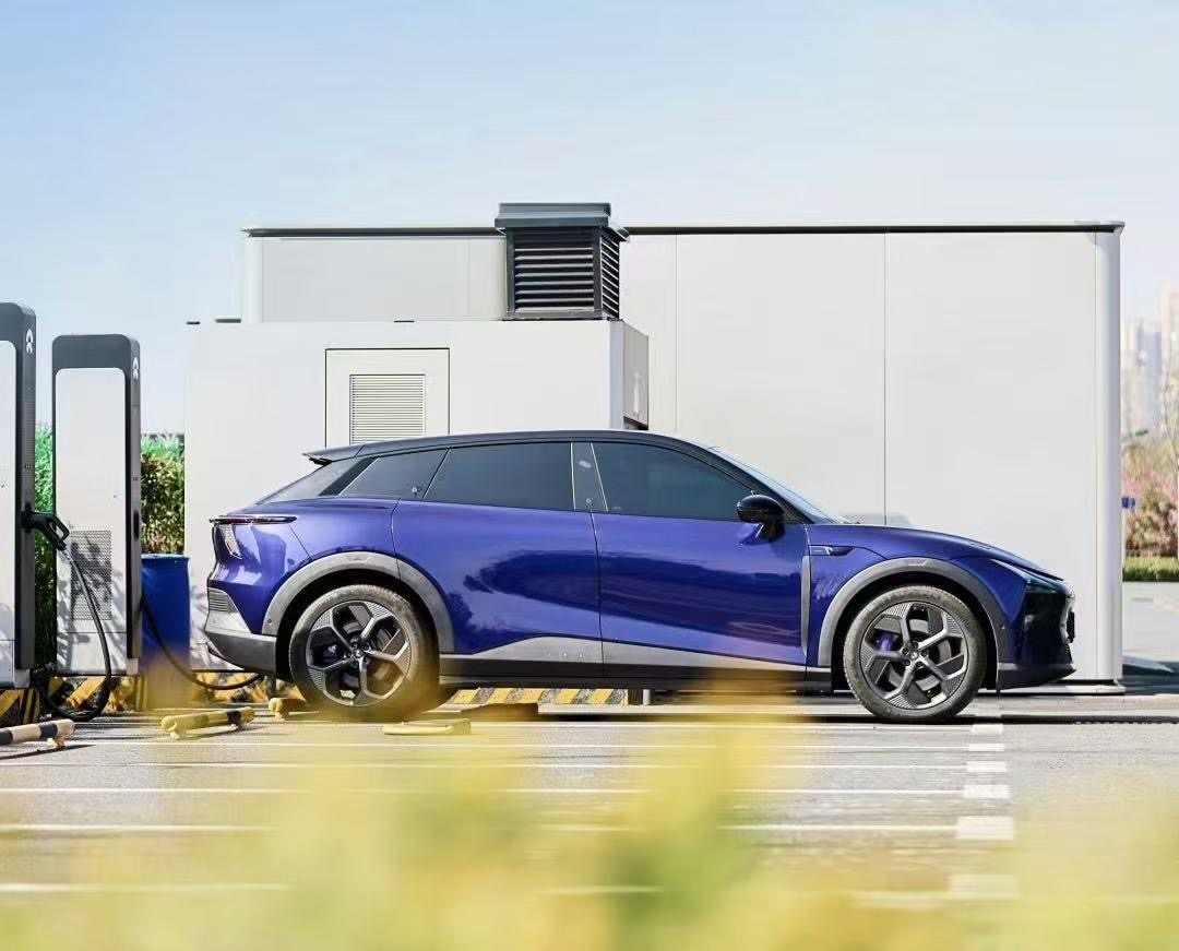 车企与电池巨头签署十年长约，锁定电动化未来竞争格局