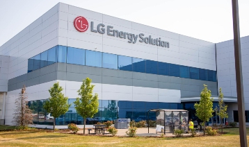 韩系电池巨头遭欧美车企订单取消冲击，产业格局面临重塑